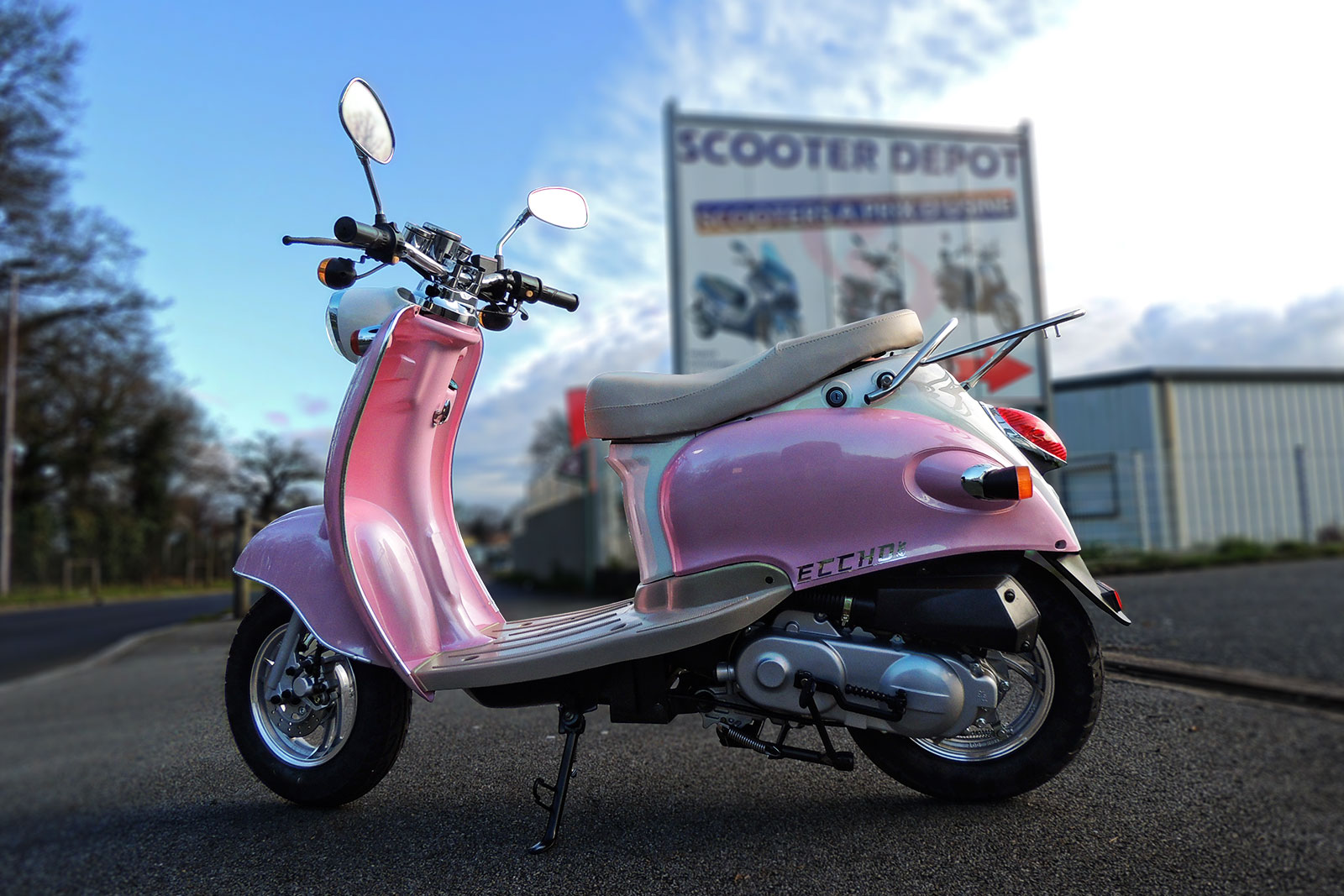 SCOOTER-50-ECCHO-PINK-06